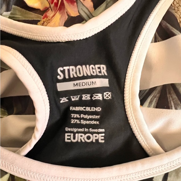Stronger Vietnam Floral Print Active Leggings and Sport Bra Set Size Medium - Picture 8 of 9